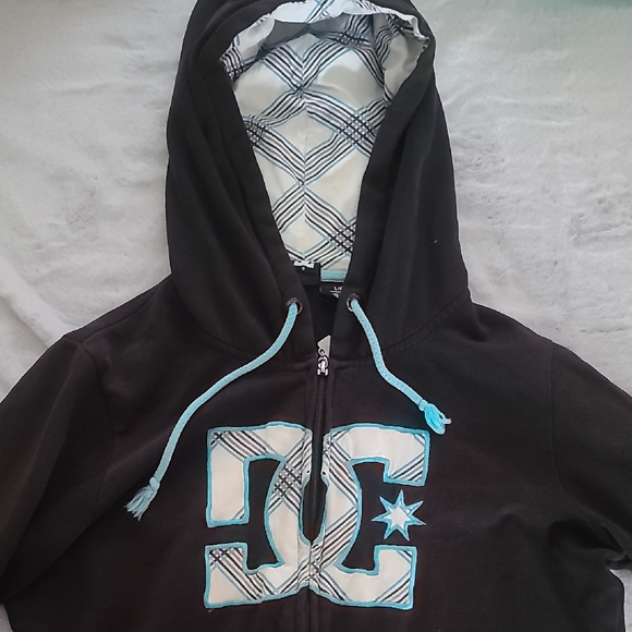 DC Other - DC Youth Black Hoodie with Light Blue Details